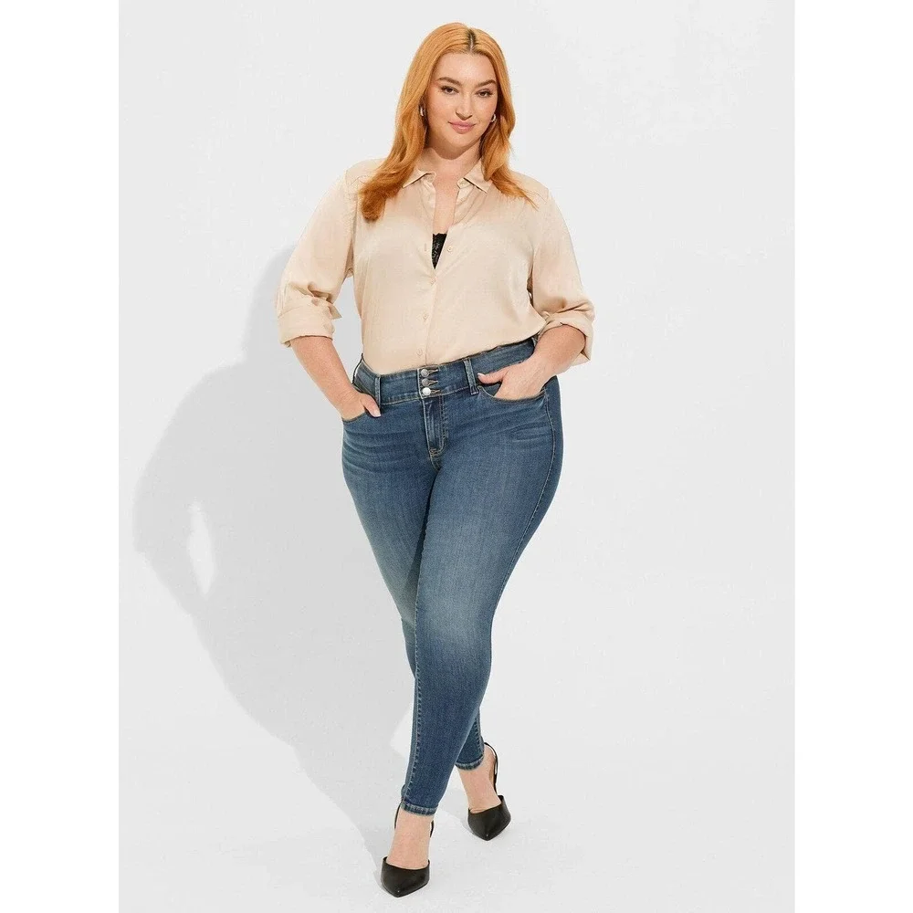 NWT Torrid Madison Satin Button Up Long Sleeve Shirt Blouse Top Plus Size 2 2X - Picture 9 of 9